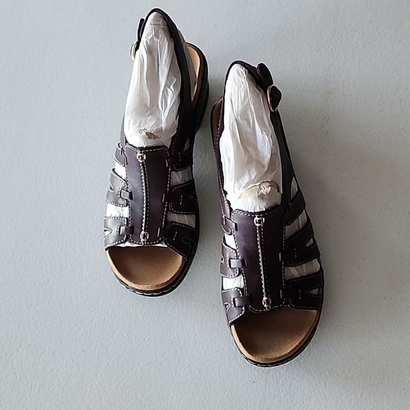 NWT Lexi Marigold Aubergine Sandal by Clarks, Size 10 Narrow - Picture 3 of 6